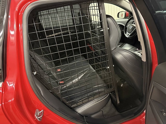 Volvo V70 7 of 12