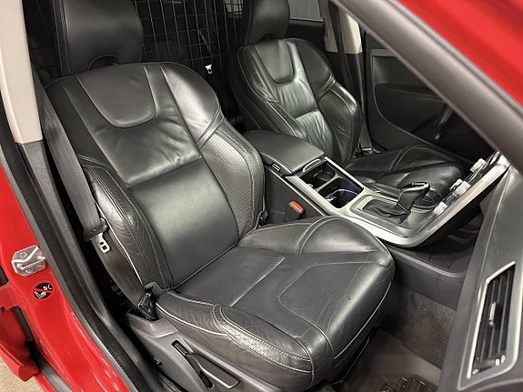 Volvo V70 9 of 12