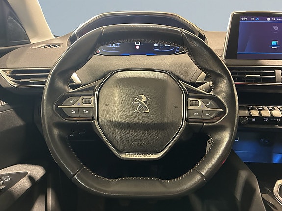 Peugeot 5008 9 of 21