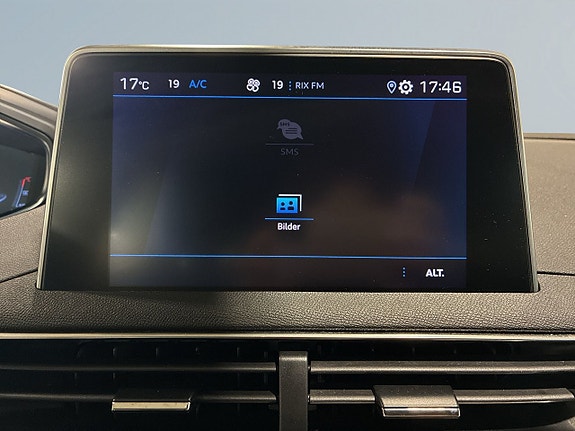 Peugeot 5008 15 of 21