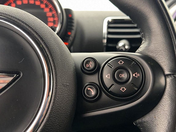 MINI Clubman Cooper 14 of 30