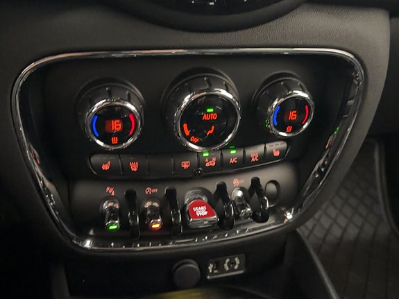 MINI Clubman Cooper 20 of 30