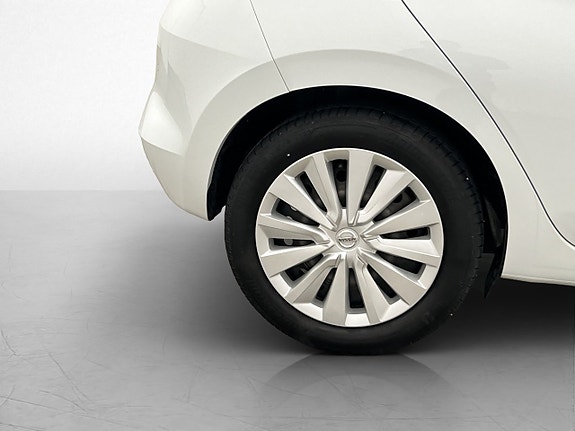 Nissan Micra 28 of 29
