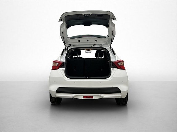 Nissan Micra 25 of 29