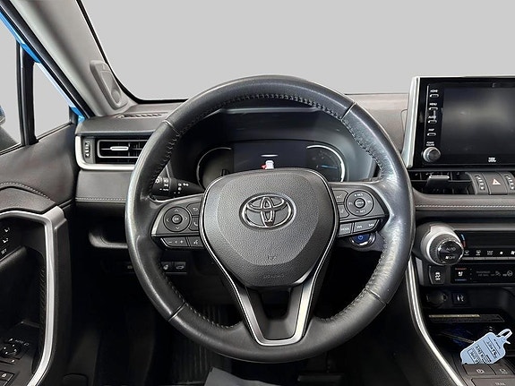 Toyota RAV4 10 of 11