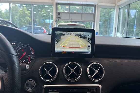Mercedes-Benz A180 d 12 of 19