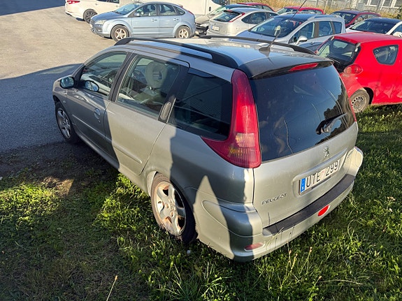 Peugeot 206 4 of 4