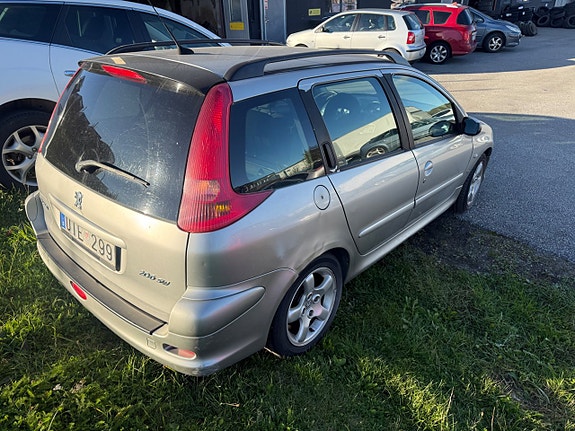 Peugeot 206 3 of 4