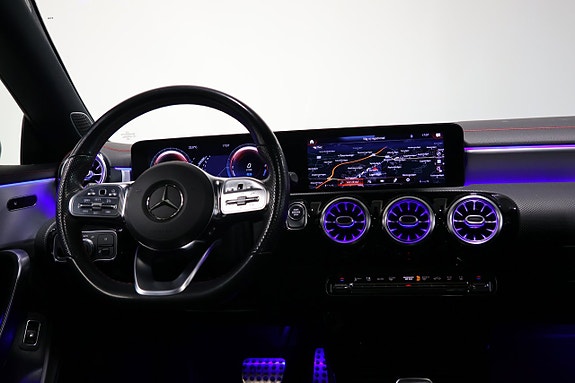 Mercedes-Benz CLA250 e 17 of 30