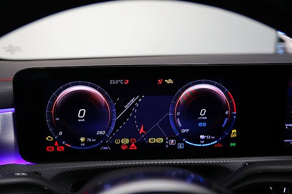 Mercedes-Benz CLA250 e 23 of 30