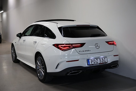 Mercedes-Benz CLA250 e 5 of 30
