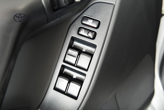 Toyota Verso 10 of 15