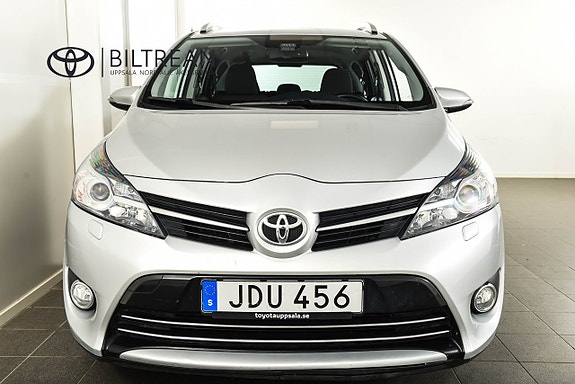 Toyota Verso 5 of 15