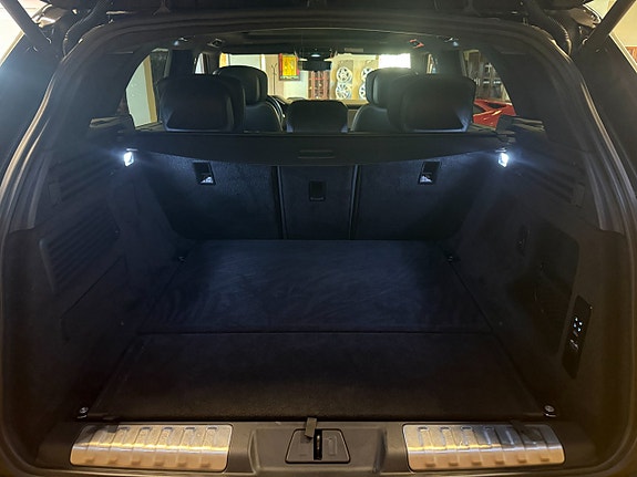 Land Rover Range Rover Sport 28 of 30