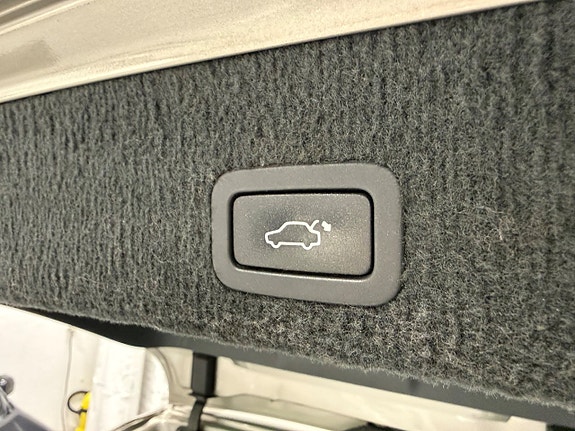 Volvo XC70 22 of 22
