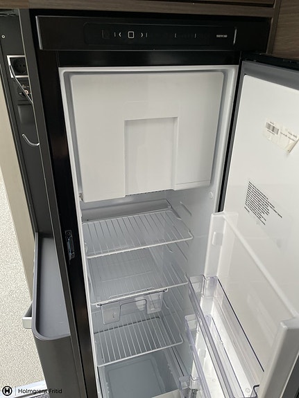 Adria Matrix Mb 670DC 8 of 12