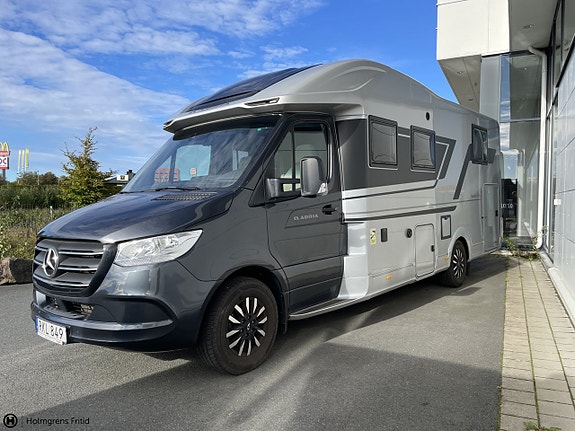 Adria Matrix Mb 670DC 3 of 12