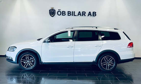 Volkswagen Passat Alltrack 4 of 14