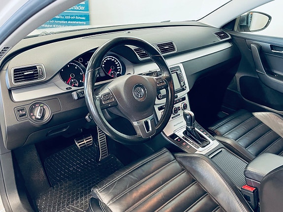 Volkswagen Passat Alltrack 6 of 14
