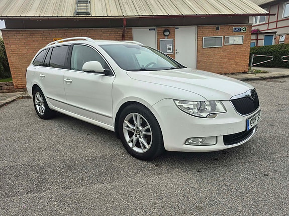 Skoda Superb 7 of 10