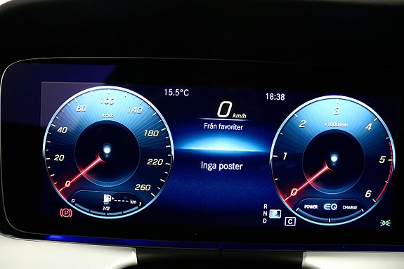 Mercedes-Benz E220 13 of 24