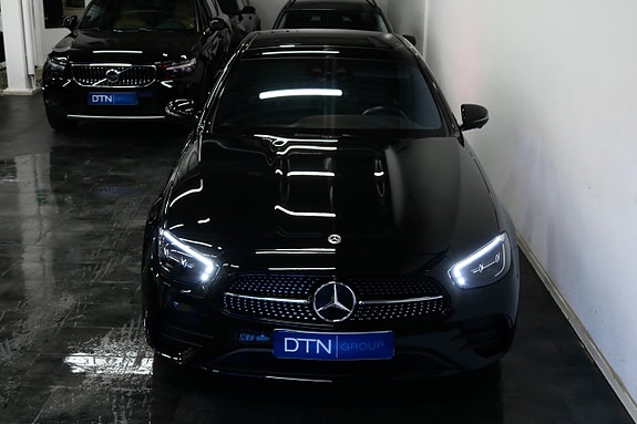 Mercedes-Benz E220 6 of 24