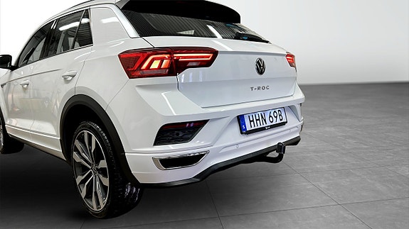 Volkswagen T-Roc 13 of 21