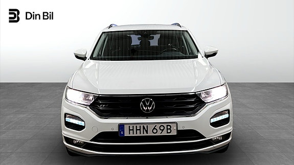 Volkswagen T-Roc 4 of 21