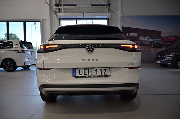 Volkswagen T-Roc 9 of 26