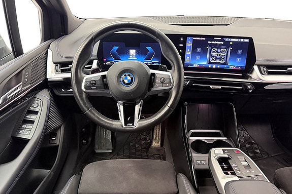 BMW 225e 19 of 30