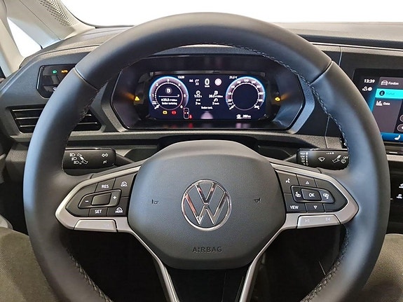 Volkswagen Caddy 10 of 16