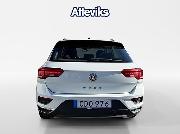 Volkswagen T-Roc 4 of 10