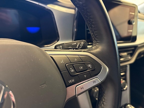 Volkswagen T-Roc 12 of 20