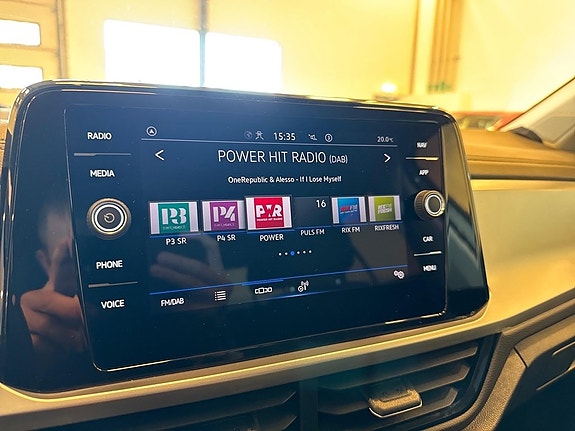 Volkswagen T-Roc 15 of 20