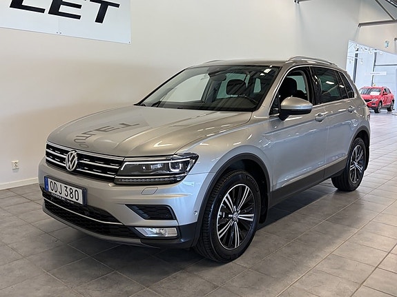 Volkswagen Tiguan 2 of 21