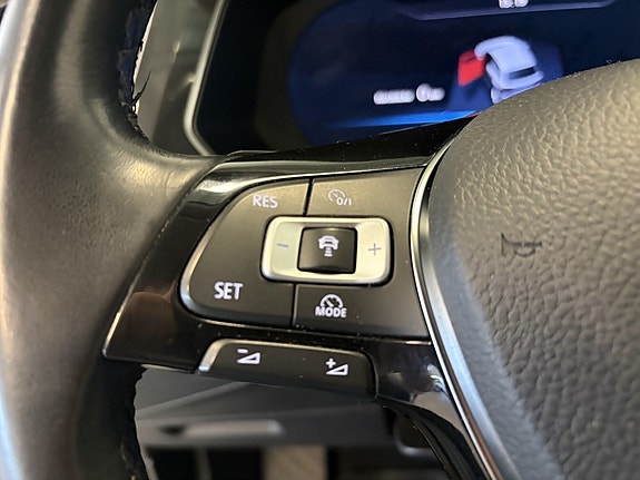 Volkswagen Tiguan 16 of 21