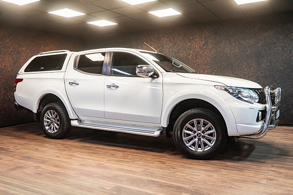 Mitsubishi L200 2 of 30