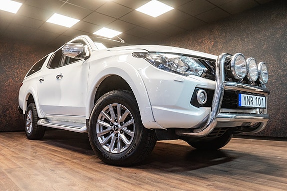 Mitsubishi L200 3 of 30