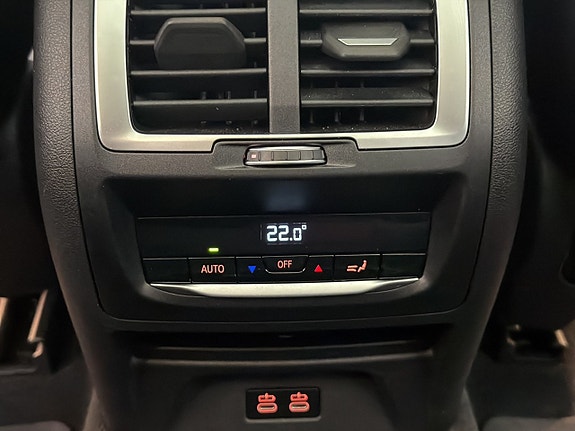 BMW iX3 29 of 30