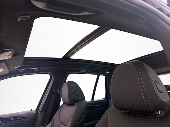 BMW iX3 11 of 30