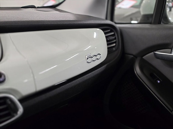 Fiat 500X 17 of 23