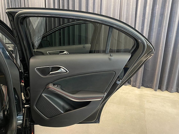 Mercedes-Benz A220 d 23 of 30