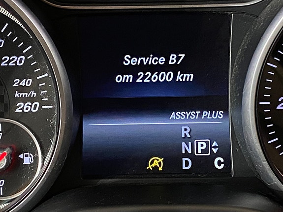 Mercedes-Benz A220 d 10 of 30