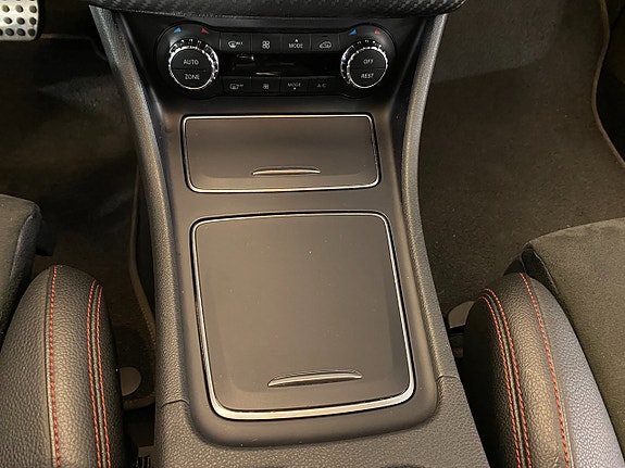 Mercedes-Benz A220 d 29 of 30