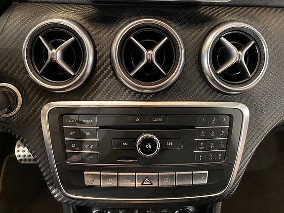 Mercedes-Benz A220 d 27 of 30
