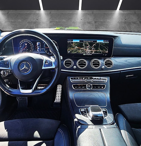 Mercedes-Benz E 220 d 11 of 14