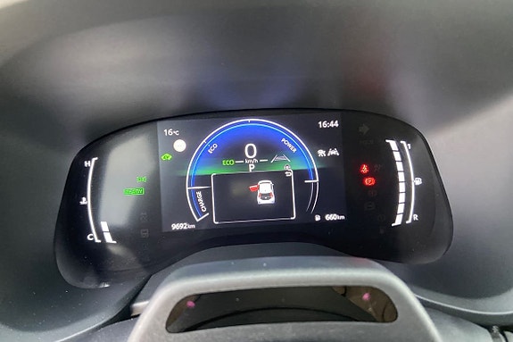 Toyota Aygo X 16 of 21