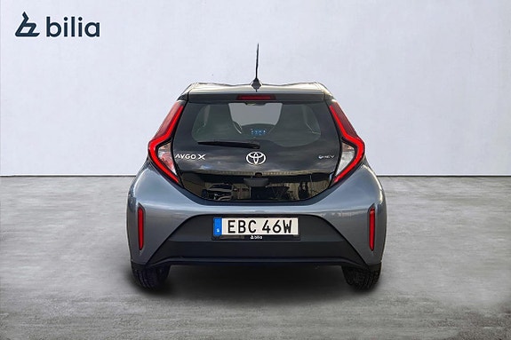 Toyota Aygo X 12 of 21