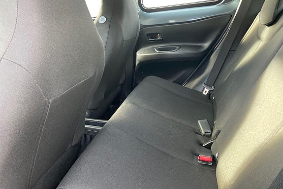 Toyota Aygo X 13 of 21