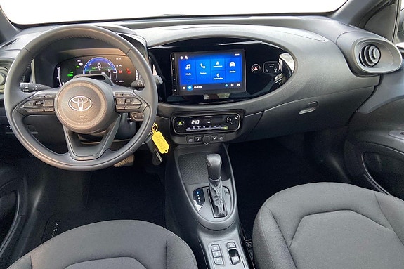 Toyota Aygo X 10 of 21